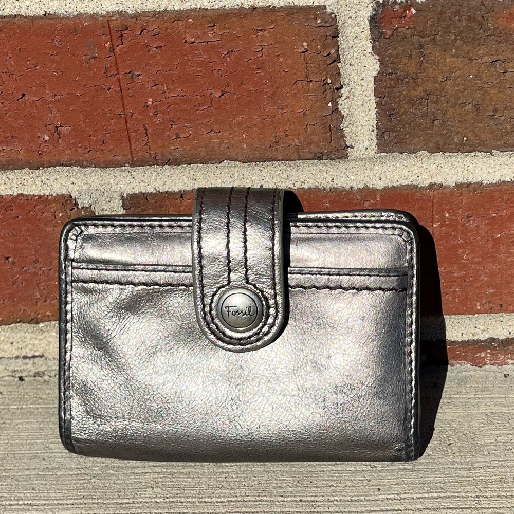 Fossil Gray Leather Wallet